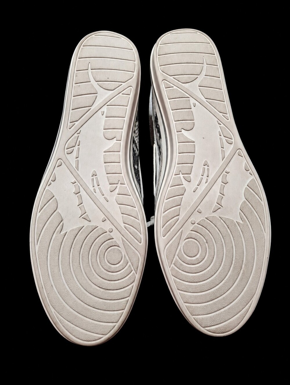 Tommy Bahama Relaxology Castille Boat Shoes Snakeskin Slip-On Loafers Size 10B - Picture 14 of 15